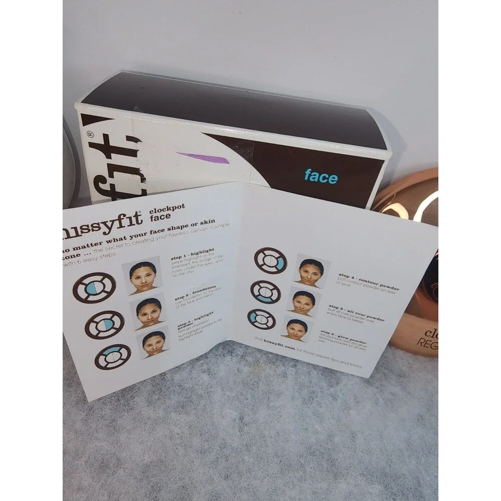 Hissy Fit Clock Pot by Reggie Wells Face Palette, 15 deep msrp $65